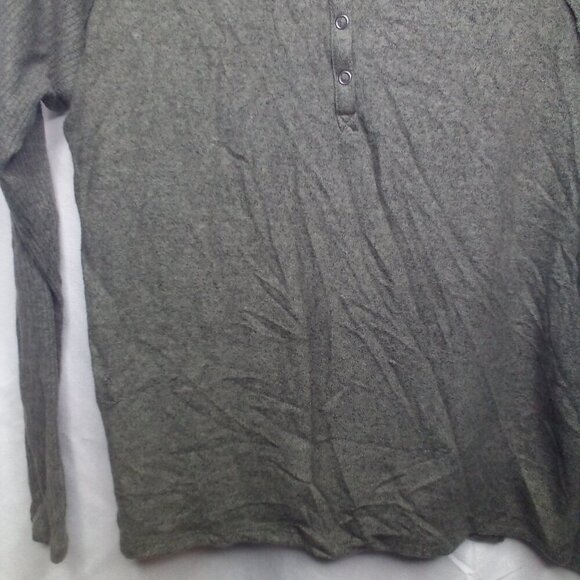 American Eagle Shirt XS Soft & Sexy Plush Long Sleeve Green Gray Color - Picture 12 of 16